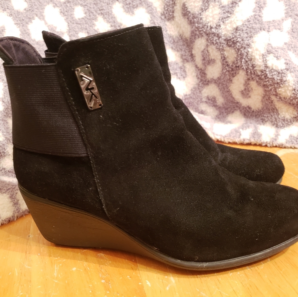 Anne Klein Sport Black Suede Ankle Wedge Booties 7.5